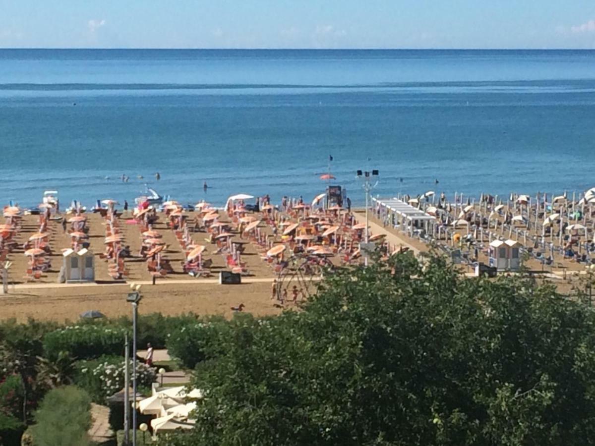 Storione - Appartamenti Bibione Exterior foto
